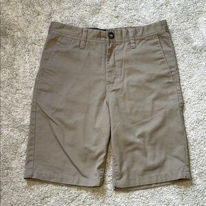 Volcom men’s size 28 Men's Tan Shorts inseam 9 in